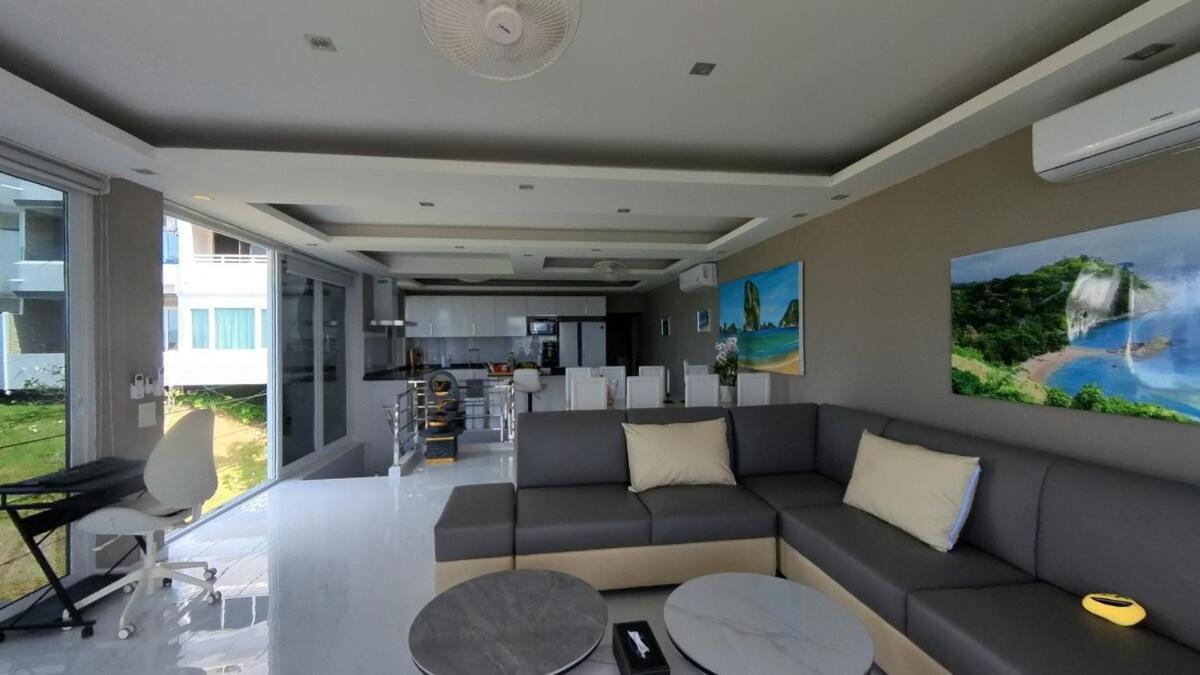 Sawansa 33b 425m2 Luxury Seaview Pool Near Patong